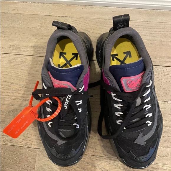 Off white black on black ODSY  1000 sold out everywhere sneakers size 7 - Picture 8 of 12